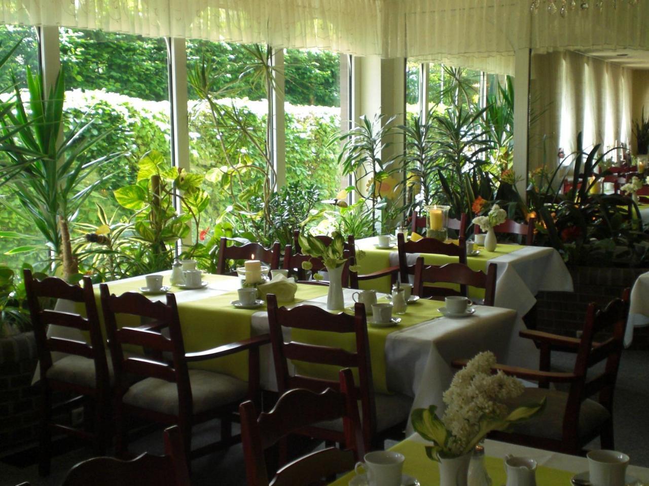Hotel Diekgerdes, Cloppenburg Buitenkant foto